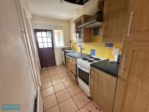 Kitchen- click for photo gallery